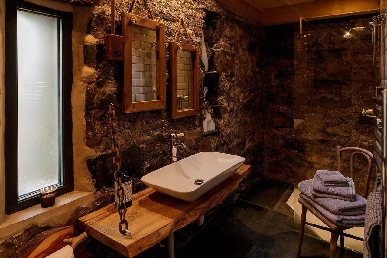 Lusa Bothy Екстериор снимка